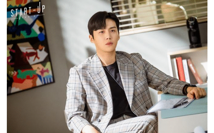 4 Second Leads Who Live In Stylish Homes